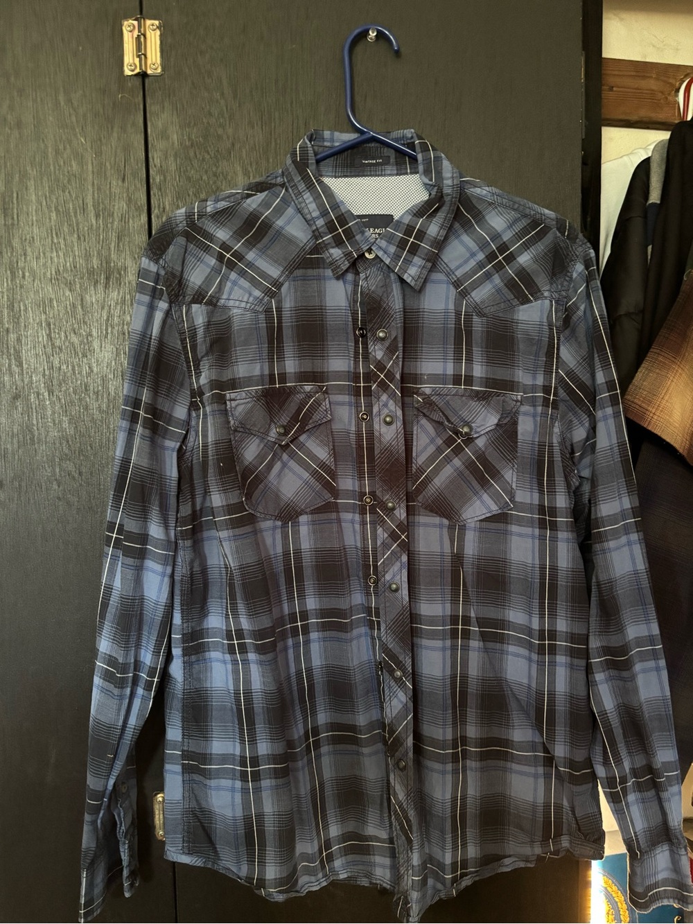American Eagle Outfitters Men's Blue & Black Plaid Button-Down Shirt